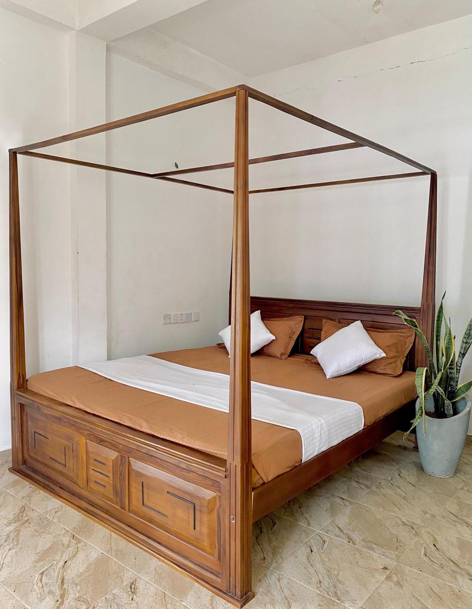 Sasmika Villa Surf And Yoga Hostel Weligama Exteriér fotografie